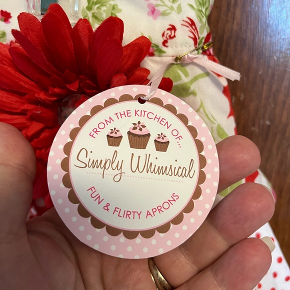 NWT Simply Whimsical Handcrafted, half Apron. Style = Valentine Truffle. - Picture 6 of 12